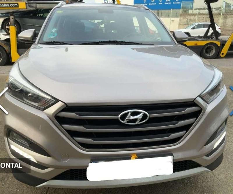 Usado Hyundai Tucson 131 CV (96 kW) 2016 Beige SUV