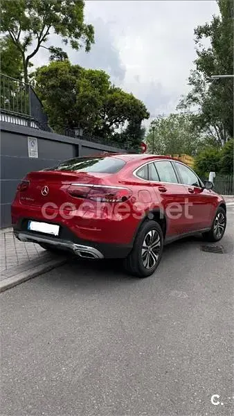 Usado Mercedes GLC300e 306 CV (225 kW) 2022 Rojo SUV