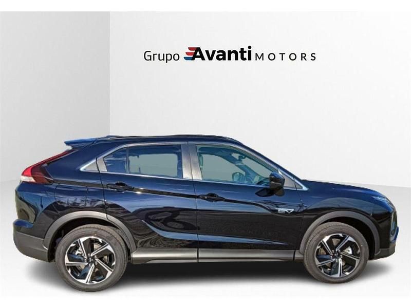 Usado Mitsubishi Eclipse Cross 188 CV (138 kW) 2023 Negro SUV