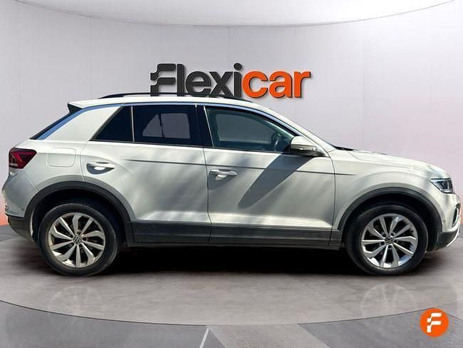 Usado VW T-Roc Advance 110 CV (80 kW) 2022 Beige SUV