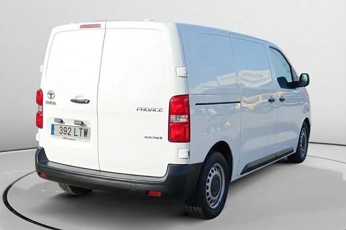 Usado Toyota Proace 100 kW (136 CV) 2021 Monovolumen