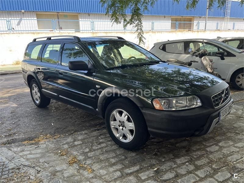 Verde Usado 2005 Volvo XC70 Momentum SUV | 5700 € - Imagen 1/4