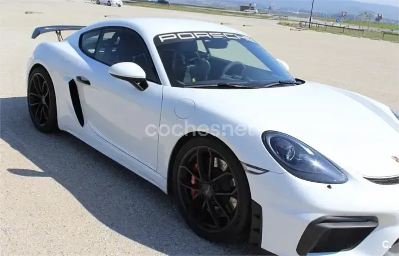 Usado Porsche 718 Cayman GT4 420 CV (308 kW) 2020 Blanco Coupe