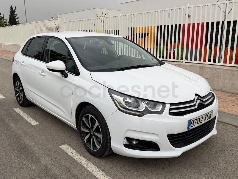Usado Citroën C4 Feel 99 CV (72 kW) 2017 Blanco Berlina