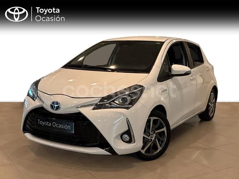 Blanco Usado 2020 Toyota Yaris Hybrid Berlina | 15.700 € (Precio justo) - Imagen 1/4