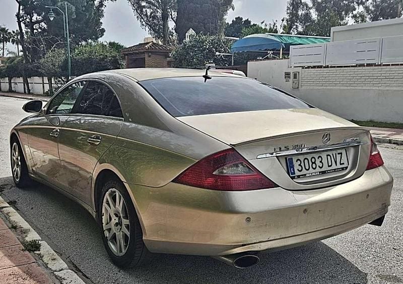 Usado Mercedes CLS320 224 CV (164 kW) 2006 Beige Coupe