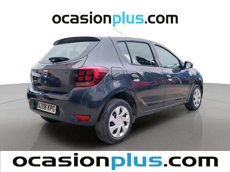 Usado Dacia Sandero Ambiance 75 CV (55 kW) 2018 Gris Berlina