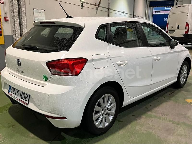 Usado Seat Ibiza Reference 80 CV (58 kW) 2022 Blanco Berlina