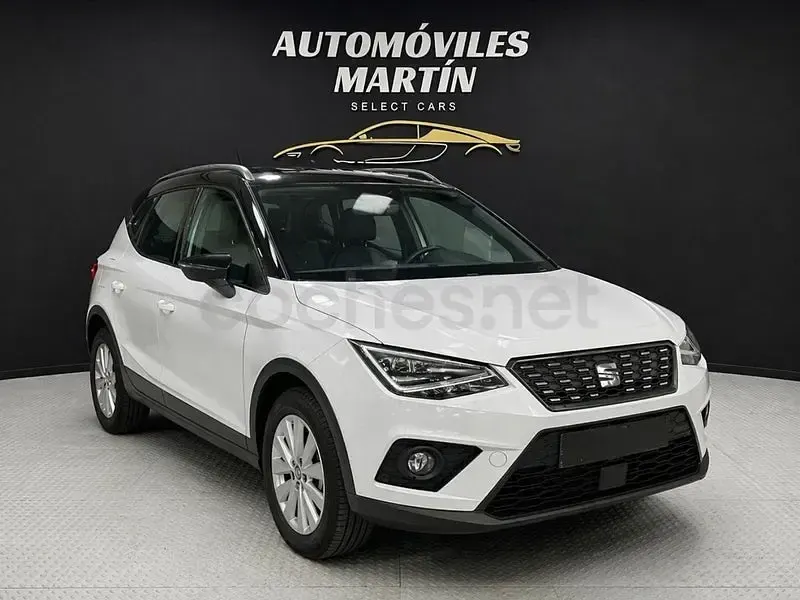 Usado Seat Arona Ecomotive 95 CV (69 kW) 2018 Blanco SUV
