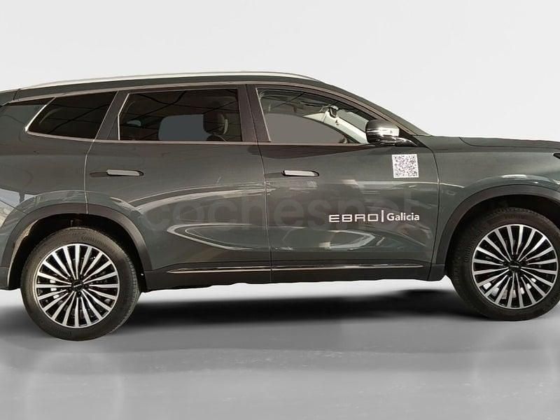 Usado Ebro s800 Luxury 147 CV (108 kW) 2025 Gris / plata SUV