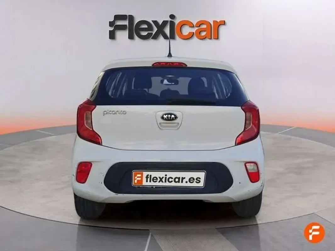 Usado Kia Picanto Plus 67 CV (49 kW) 2018 Blanco Utilitario