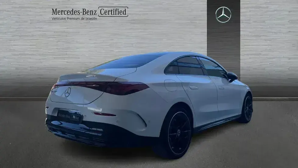 Usado Mercedes CLA 250+ 200 kW (272 CV) 2026 Blanco Berlina