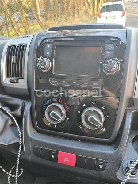 Usado Fiat Ducato 127 CV (93 kW) 2006 Gris / plata Van