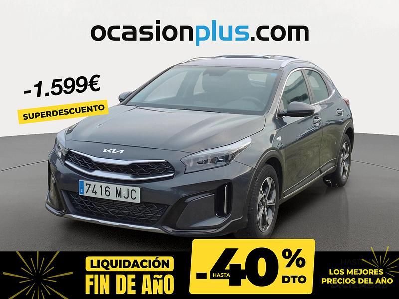 Usado Kia XCeed 120 CV (88 kW) 2023 Gris SUV