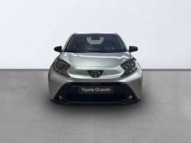 Usado Toyota Aygo X-play 69 CV (50 kW) 2024 Gris