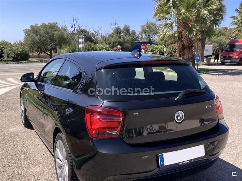 Usado BMW 116 122 CV (89 kW) 2013 Negro Utilitario