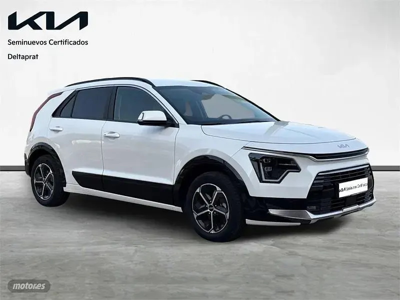 Usado Kia Niro 141 CV (103 kW) 2023 Blanco SUV