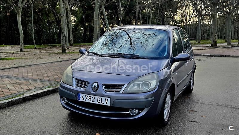 Usado Renault Scénic III Dynamique 110 CV (80 kW) 2009 Gris / plata Monovolumen