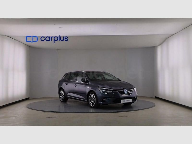 Usado Renault Mégane GrandTour Techno 140 CV (102 kW) 2024 Gris / plata Familiar