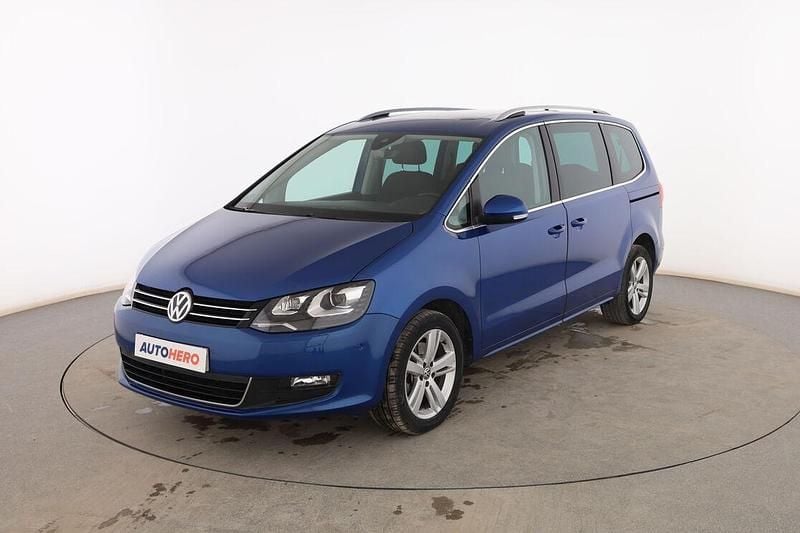Usado VW Sharan Advance 150 CV (110 kW) 2019 Azul Monovolumen