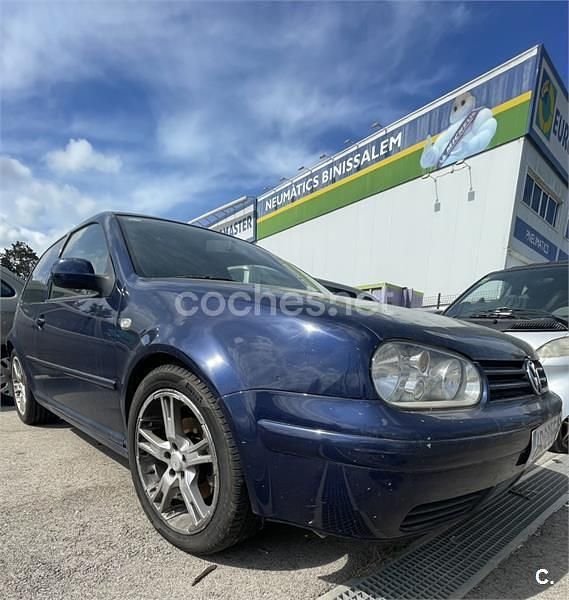 Usado VW Golf IV Highline 110 CV (80 kW) 2000 Azul Berlina