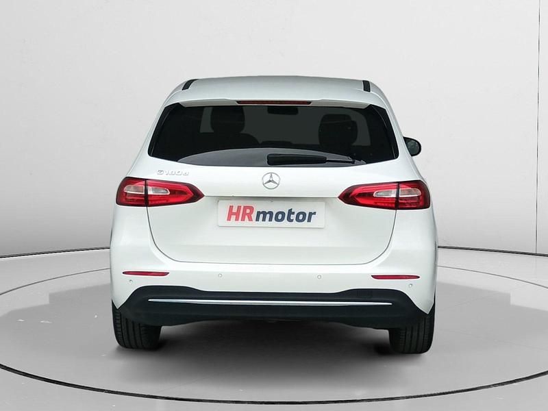Usado Mercedes B180 117 CV (86 kW) 2019 Blanco Monovolumen