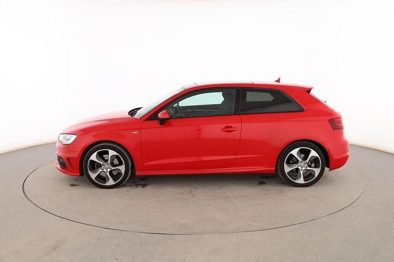 Usado Audi A3 Ambition 180 HP (132 kW) 2015 Vermelho Sedan