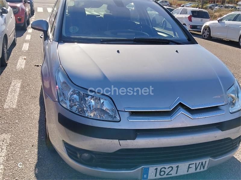 Usado Citroën C4 110 CV (80 kW) 2007 Gris / plata Berlina
