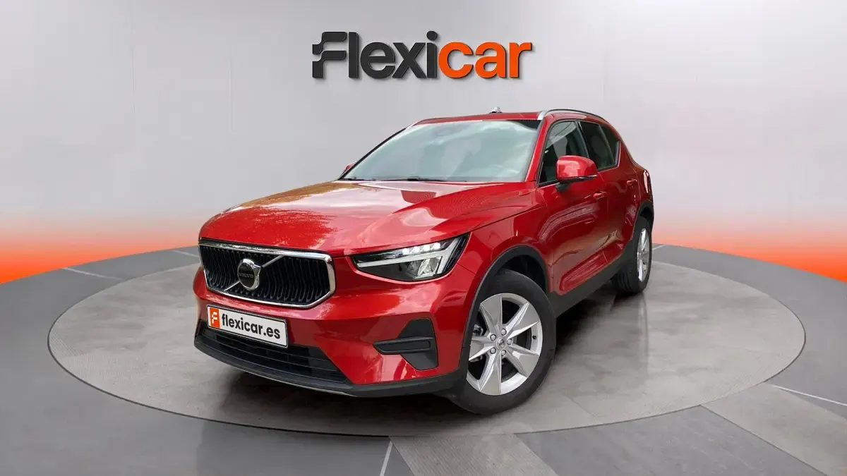 Usado Volvo XC40 129 CV (94 kW) 2023 Rojo SUV