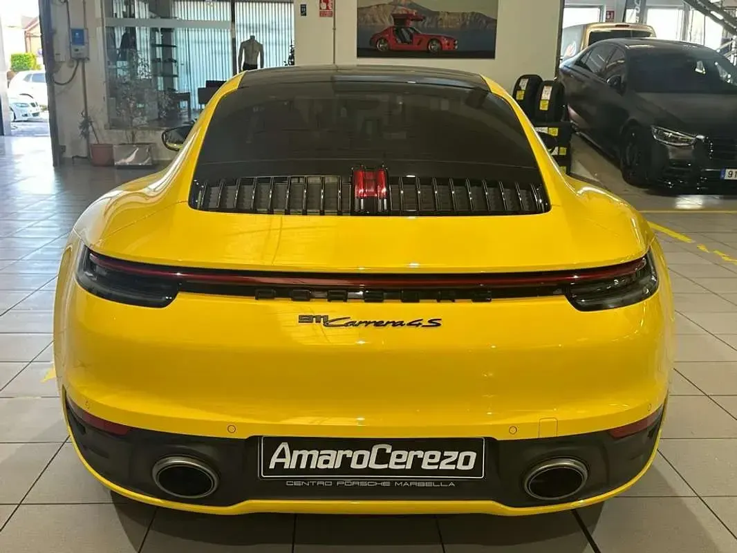 Usado Porsche 911 Carrera 4S 450 CV (330 kW) 2019 Amarillo Coupe
