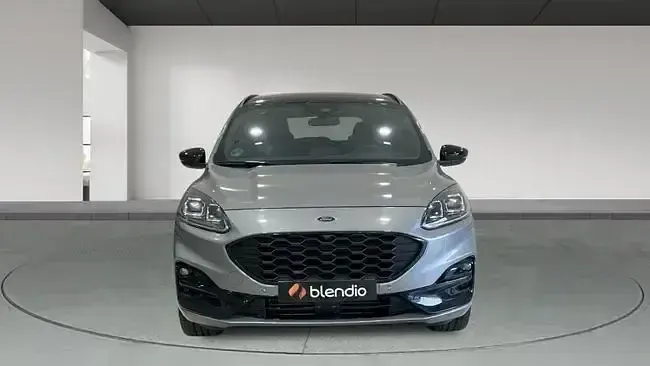 Usado Ford Kuga ST-Line X 150 CV (110 kW) 2023 Gris SUV