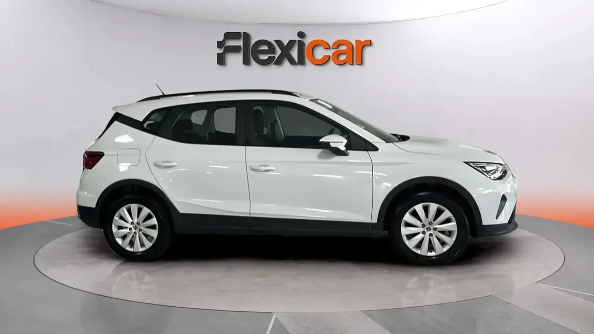 Usado Seat Arona Style 116 CV (85 kW) 2024 Blanco SUV