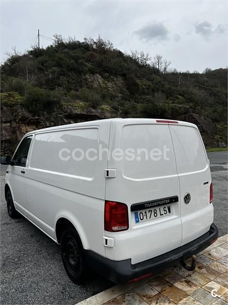 Usado VW Caravelle 150 CV (110 kW) 2021 Blanco Monovolumen