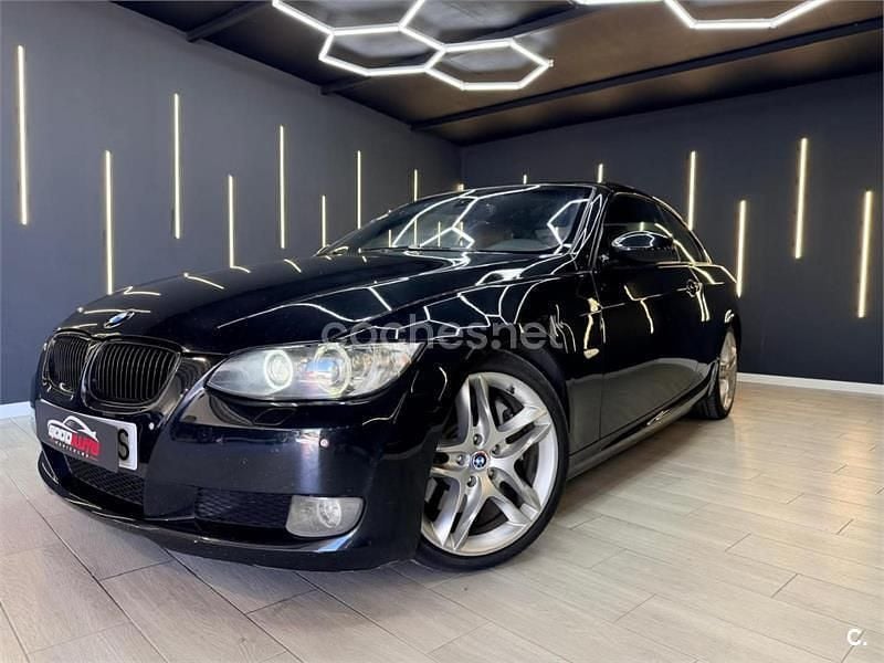 Usado BMW 330 Cabriolet 231 CV (169 kW) 2007 Negro Descapotable