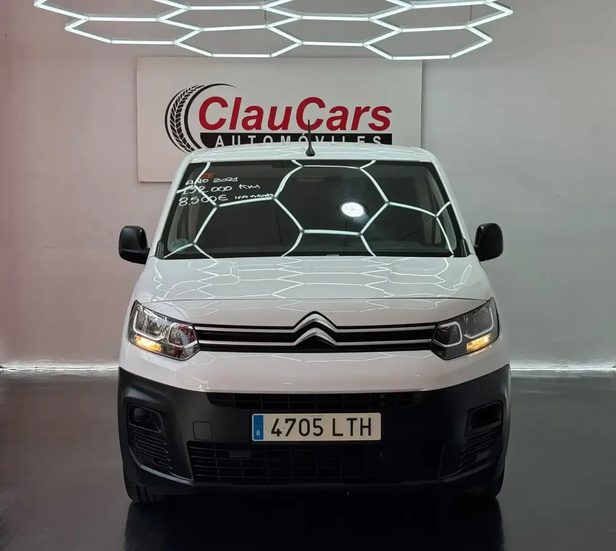 Usado Citroën Berlingo 100 CV (73 kW) 2021 Blanco Monovolumen