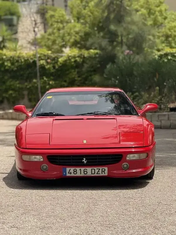 Usado Ferrari F355 381 CV (280 kW) 1995 Rojo Coupe