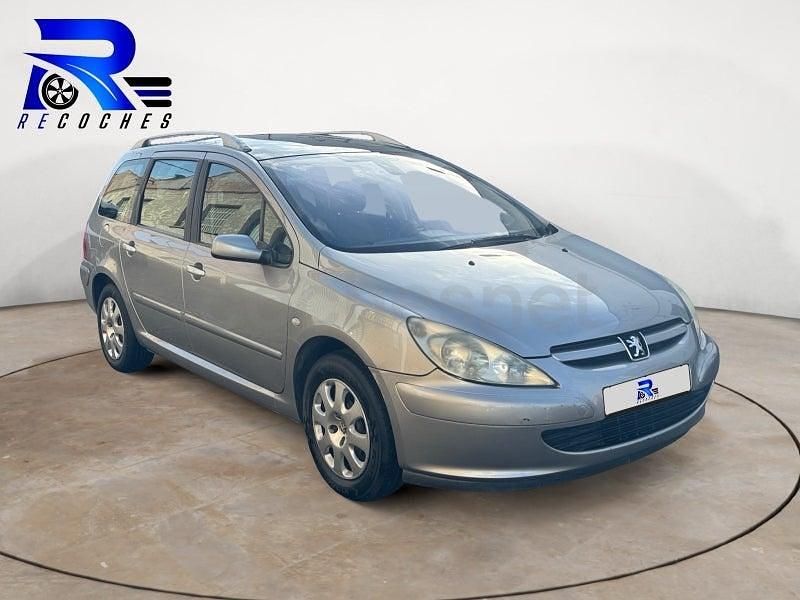 Usado Peugeot 307 110 CV (80 kW) 2005 Gris / plata Familiar