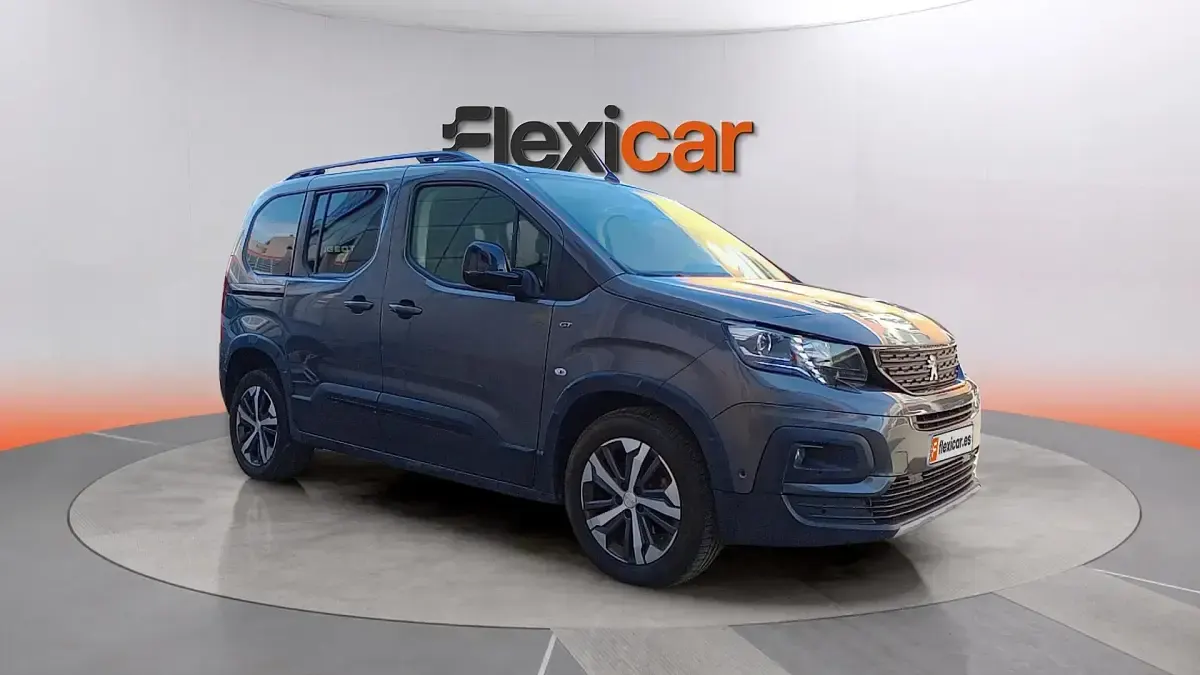 Usado Peugeot Rifter GT 130 CV (95 kW) 2023 Monovolumen