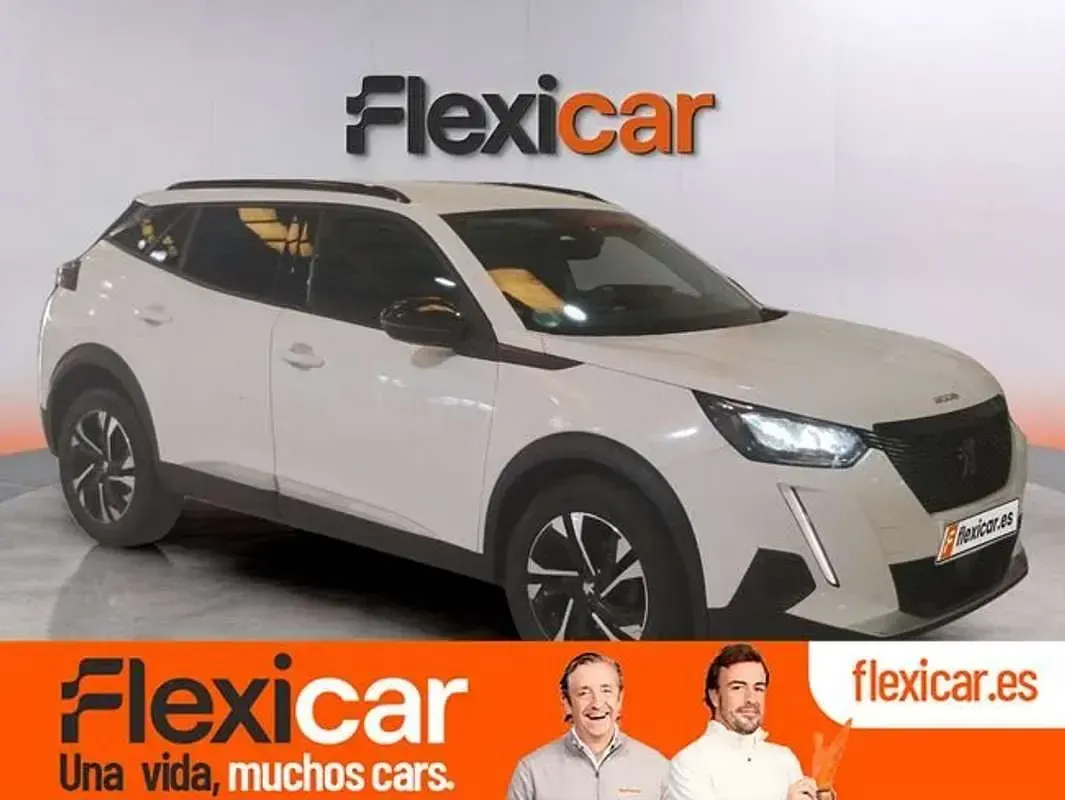 Usado Peugeot 2008 Allure 110 CV (80 kW) 2022 SUV