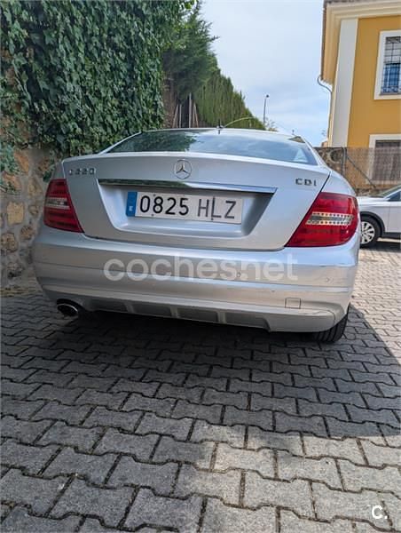 Usado Mercedes C220 170 CV (125 kW) 2012 Gris / plata Coupe