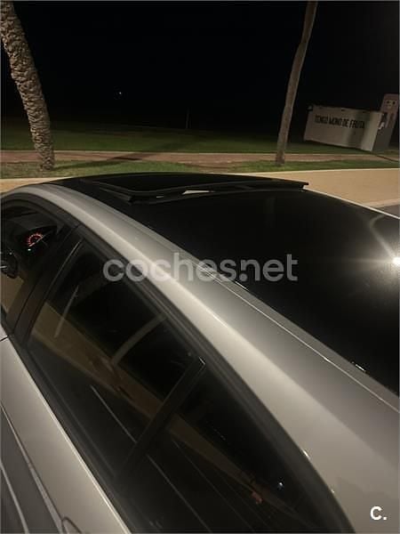 Usado BMW 118 Sport Line 143 CV (105 kW) 2011 Gris / plata Utilitario