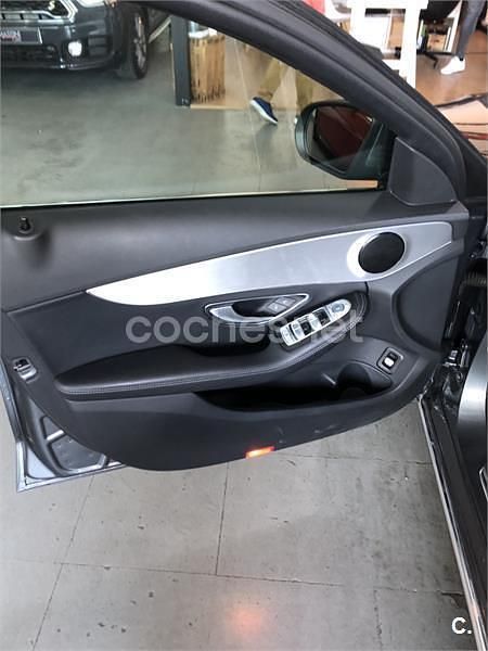 Usado Mercedes C220 170 CV (125 kW) 2018 Gris / plata Familiar