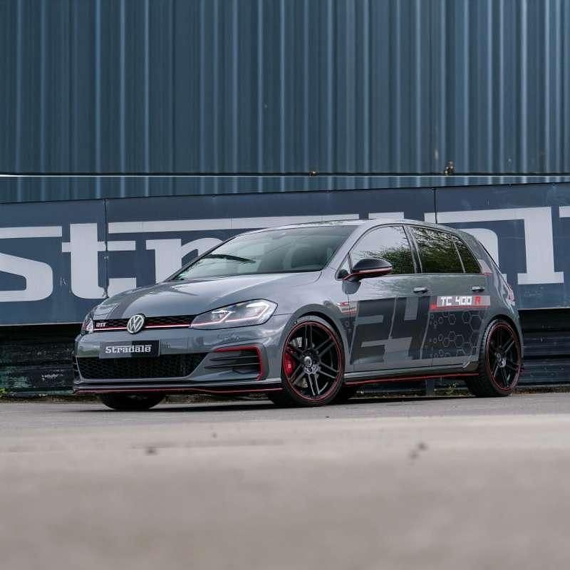 Usado VW Golf VII GTI 290 CV (213 kW) 2019 Gris Utilitario