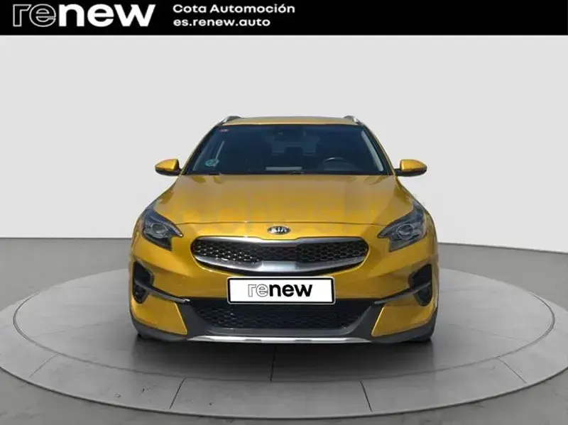 Usado Kia XCeed 120 CV (88 kW) 2019 Amarillo SUV
