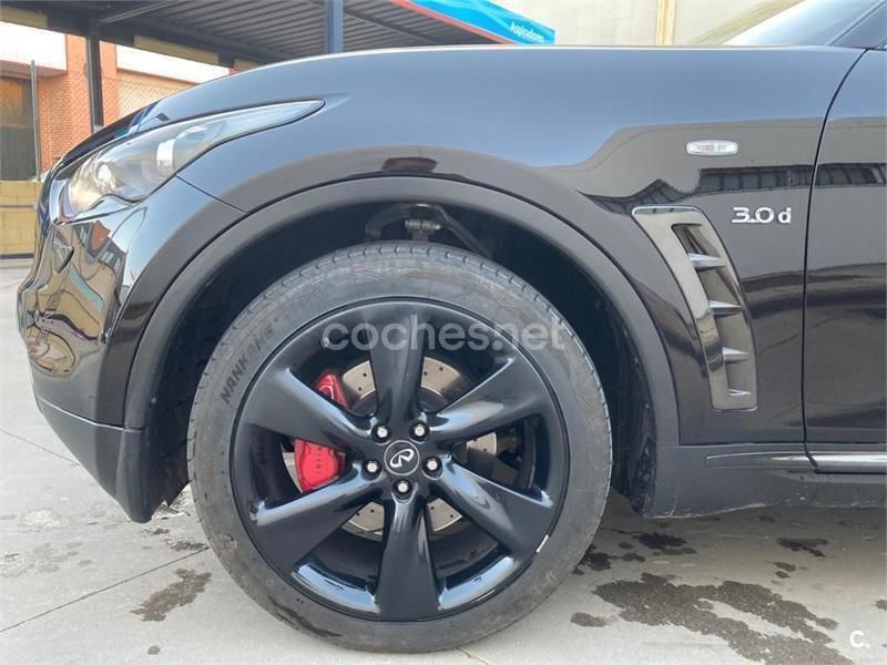 Usado Infiniti QX70 S Design 238 CV (175 kW) 2015 Negro SUV