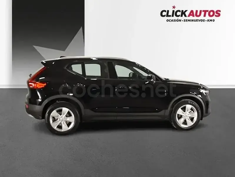 Usado Volvo XC40 Core 163 CV (119 kW) 2025 Negro SUV