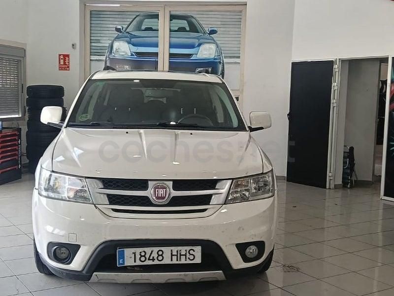 Usado Fiat Freemont 140 CV (102 kW) 2012 Blanco SUV