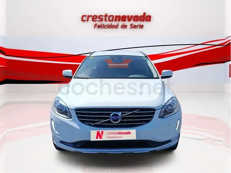 Usado Volvo XC60 Momentum 136 CV (100 kW) 2015 Blanco SUV