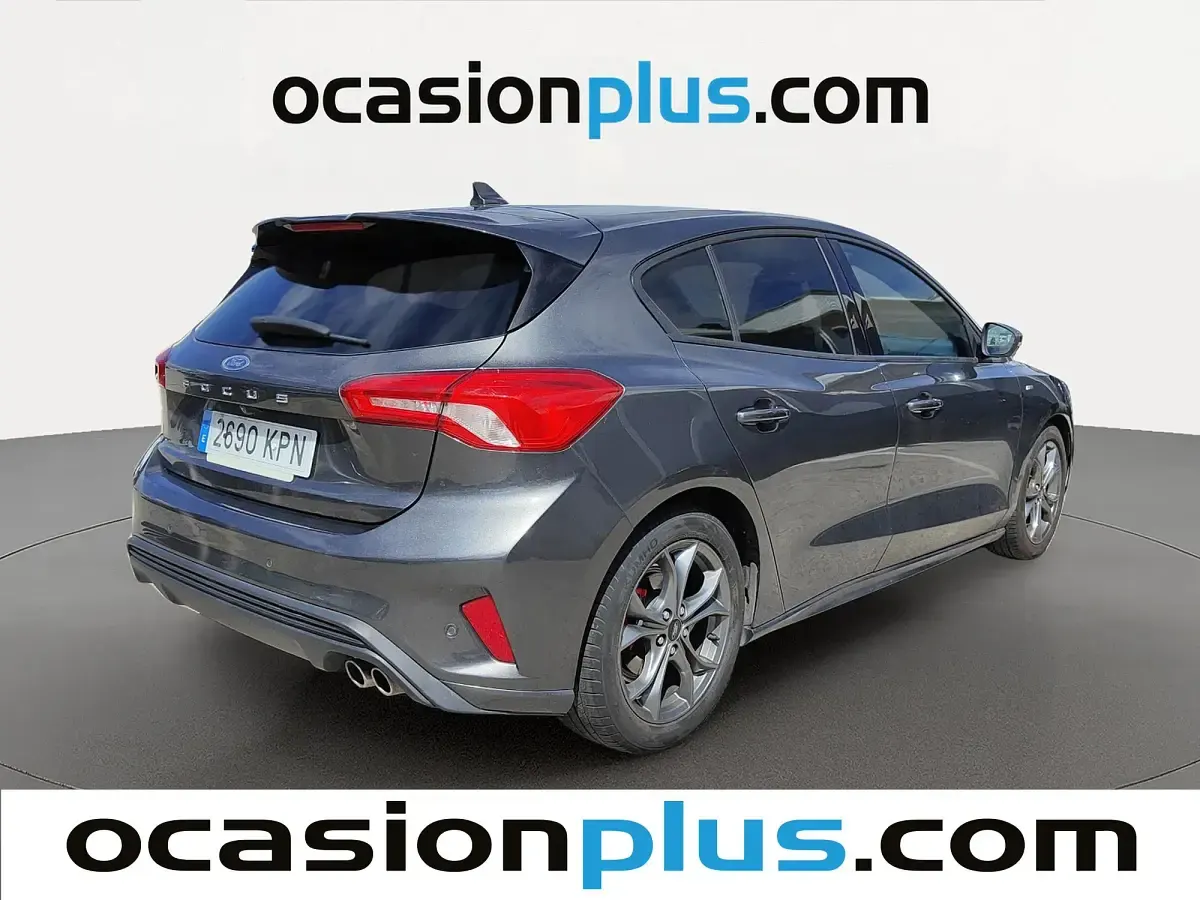 Begagnad Ford Focus ST-Line 125 HK (91 kW) 2018 Grå Halvkombi