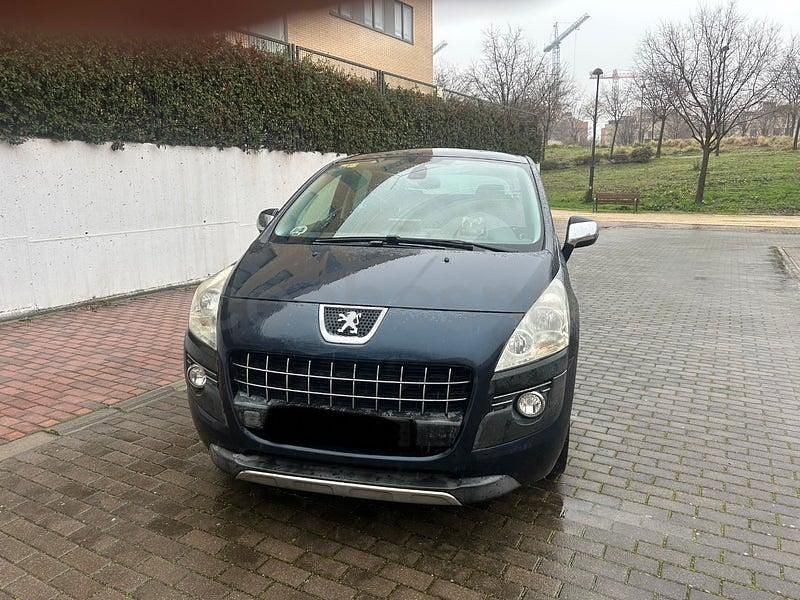 Usado Peugeot 3008 Active 115 CV (84 kW) 2012 Azul Berlina